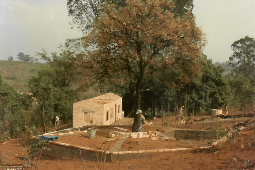 Construção e Implantação da 'Escola Sem Papel'